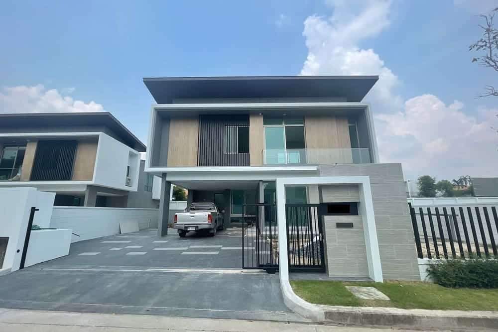 งานพื้นและบันไดไม้โอ๊ค supersolid engineered